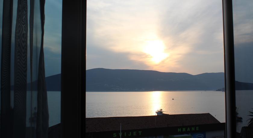 Tazex Apartments Herceg Novi Rom bilde