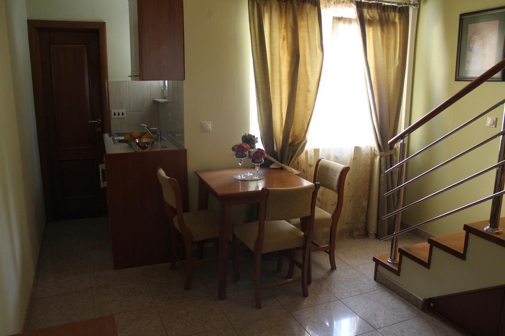 Tazex Apartments Herceg Novi Rom bilde