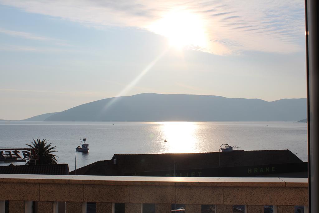 Tazex Apartments Herceg Novi Eksteriør bilde