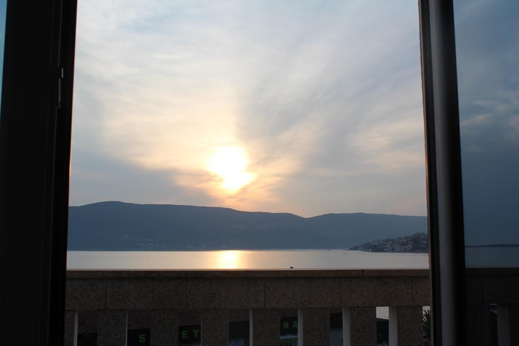 Tazex Apartments Herceg Novi Eksteriør bilde